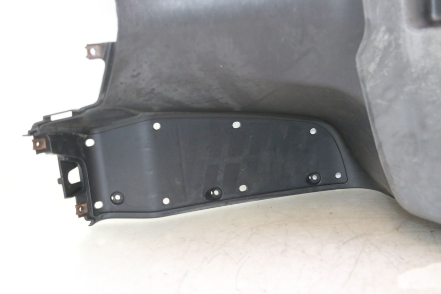 photo de INNER FAIRING SUZUKI BURGMAN 125 (2007 - 2014) - Markings and original references