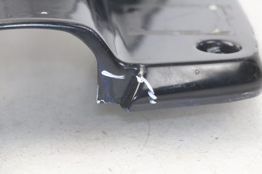 photo de INNER FAIRING YAMAHA BW'S 50 (1999 - 2003) - Fixing points details