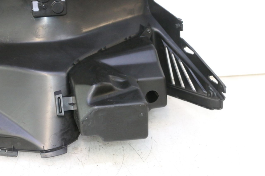 photo de INNER FAIRING PEUGEOT CITYSTAR 2T 50 (2018 - 2021) - Focus on structure