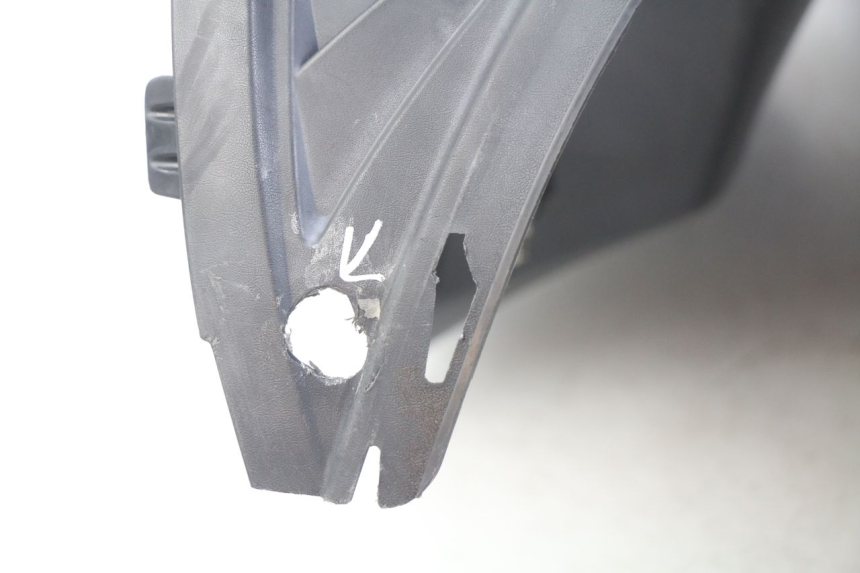 photo de INNER APRON PEUGEOT CITYSTAR 125 (2011 - 2017) - Additional view of the item