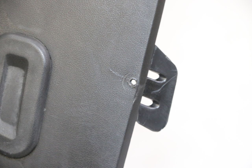 photo de INNER FAIRING PEUGEOT CITYSTAR 50 (2013 - 2017) - Zoom on usage condition