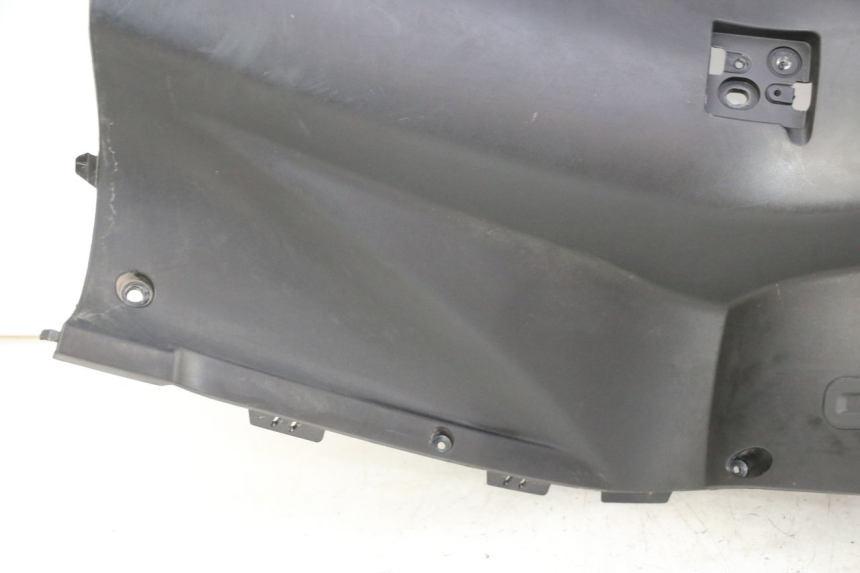 photo de INNER FAIRING PEUGEOT CITYSTAR 50 (2013 - 2017) - Focus on structure