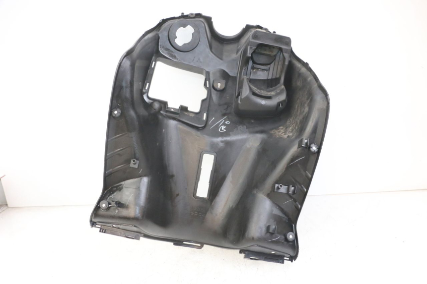 photo de INNER APRON YAMAHA CYGNUS X 125 (2004 - 2007) - Component detail