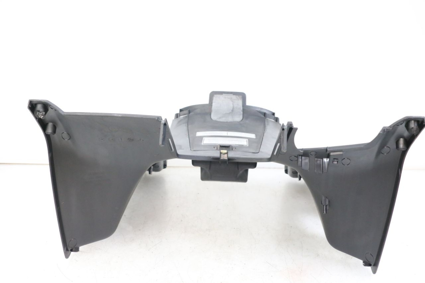 photo de INNER LEGSHIELD KYMCO DINK STREET 125 (2009 - 2014) - Additional view of the item