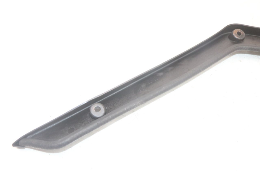 photo de RIGHT INNER LEGSHIELD KAWASAKI GTR 1000 (1994 - 2004) - Product overview