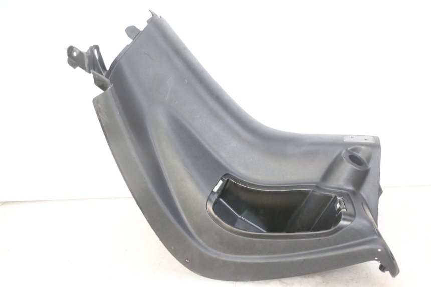 photo de INNER FAIRING PEUGEOT ELYSTAR 50 (2002 - 2014) - Surface and material condition