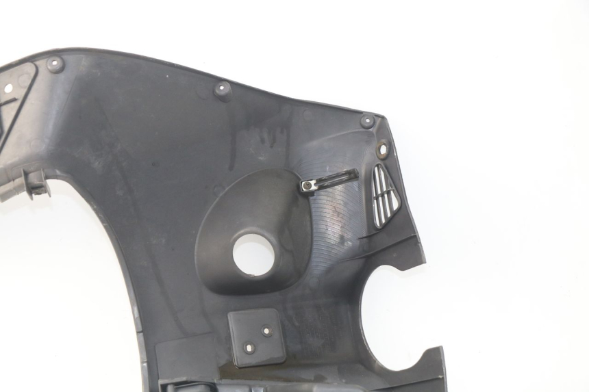 photo de INNER LEGSHIELD HONDA FES PANTHEON 125 (2003 - 2007) - Zoom on usage condition