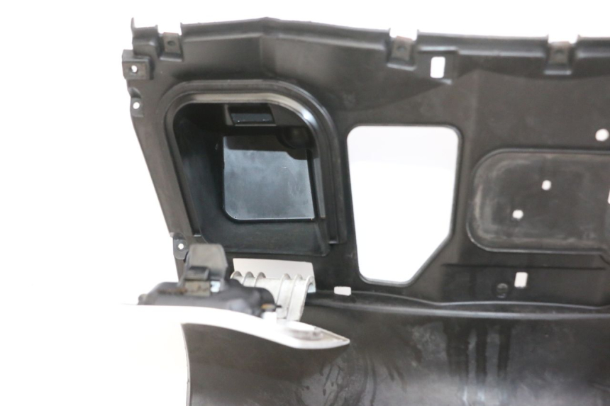 photo de INNER APRON HONDA FES S-WING SWING ABS 125 (2007 - 2015) - Product overview
