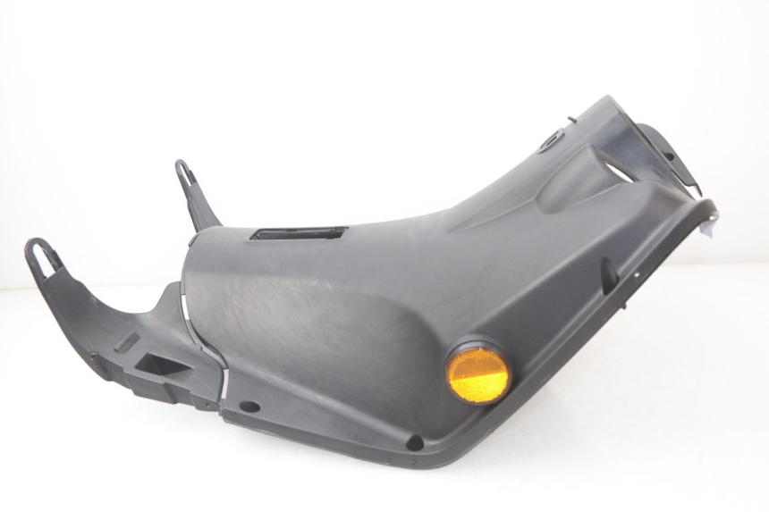 photo de INNER APRON SYM FIDDLE 2 50 (2008 - 2013) - Fixing points details