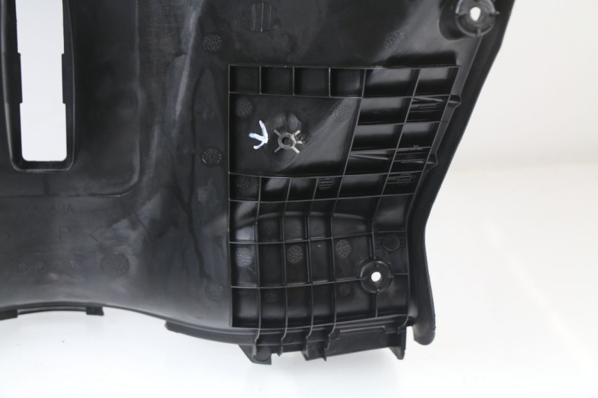 photo de INNER APRON MBK FLAME X 125 (2004 - 2007) - Technical close-up