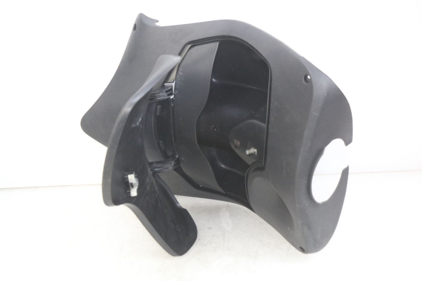 photo de INNER APRON PIAGGIO FLY 2T 50 (2004 - 2017) - Zoom on usage condition