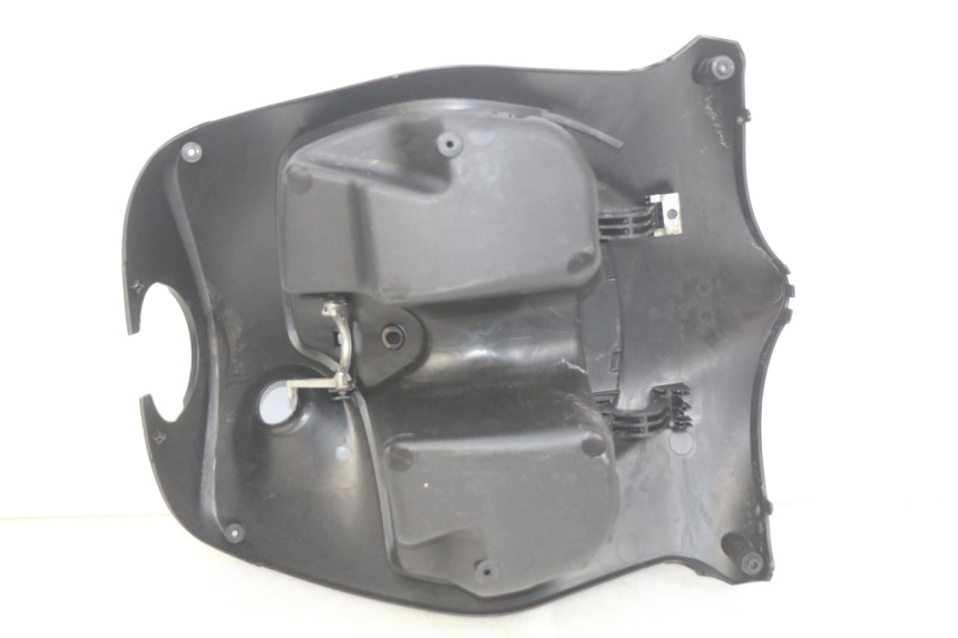 photo de INNER APRON PIAGGIO FLY 2T 50 (2004 - 2017) - Alternative perspective