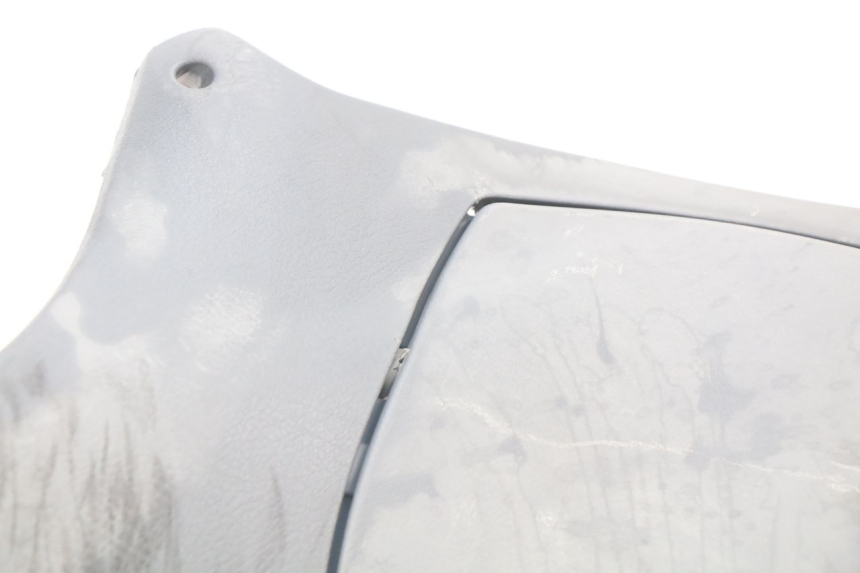 photo de INNER APRON PIAGGIO FLY 100 (2006 - 2010) - High-resolution close-up