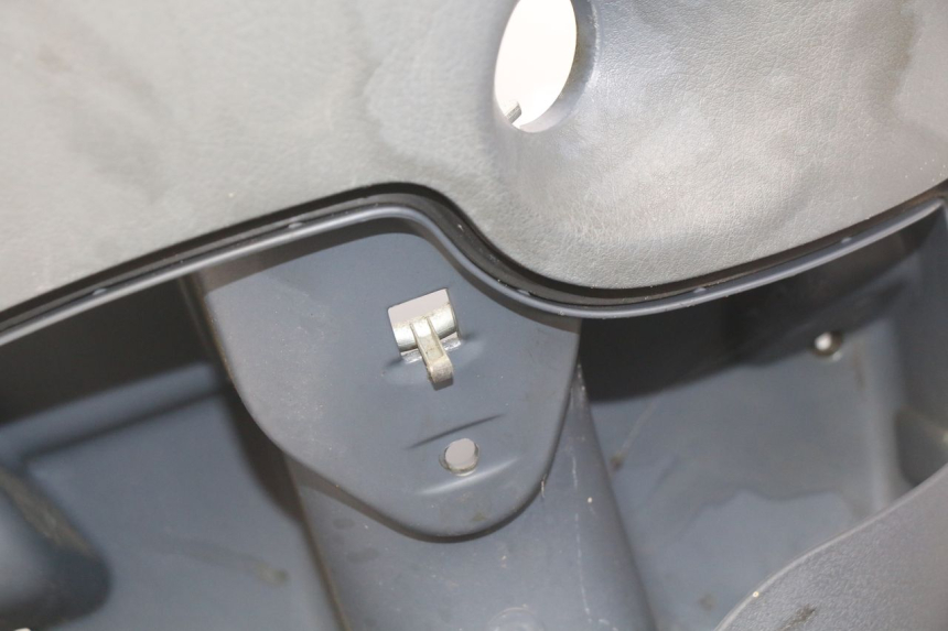 photo de INNER APRON PIAGGIO FLY 100 (2006 - 2010) - Component detail