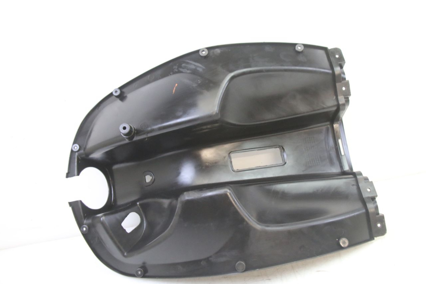 photo de INNER DASHBOARD VENESI FLY RETRO 4T 50 (2020 - 2025) - Fixing points details