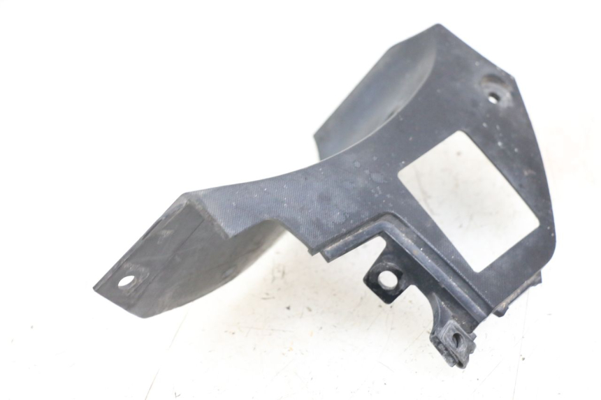 photo de LEFT INNER LEGSHIELD YAMAHA FJR ABS 1300 (2006 - 2012) - Alternative perspective