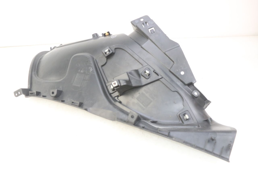 photo de LEFT INNER LEGSHIELD RENAULT TWIZY 45 (2012 - 2019) - Component detail