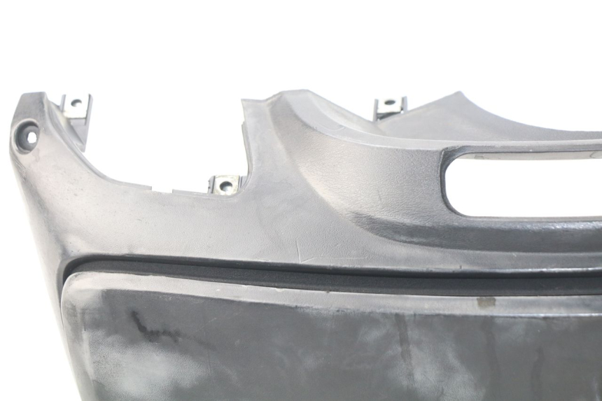 photo de INNER LEGSHIELD SYM GTS EVO 125 (2009 - 2013) - Distinctive features