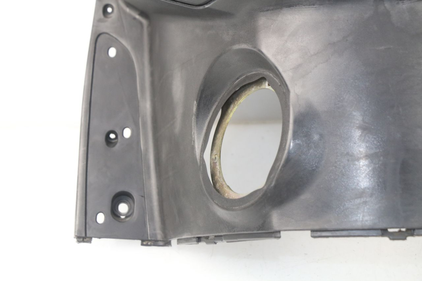 photo de INNER LEGSHIELD SYM GTS EVO 125 (2009 - 2013) - Checked used part