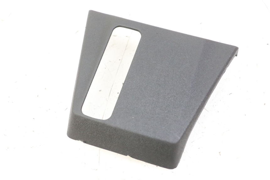 photo de INNER LEGSHIELD LOWER PIAGGIO MP3 500 (2014 - 2017) - Main view