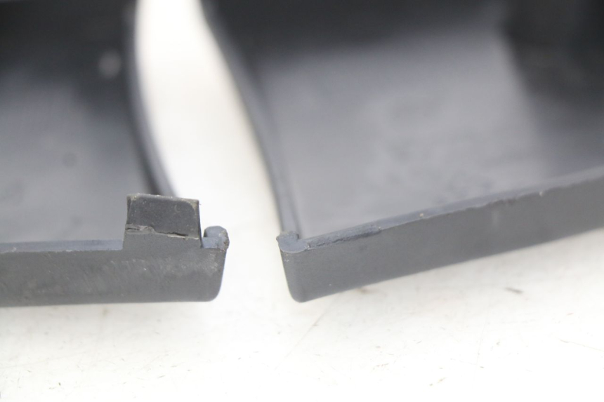 photo de LOWER INNER FAIRING PIAGGIO VESPA PRIMAVERA 2T 50 (2013 - 2018) - Product overview