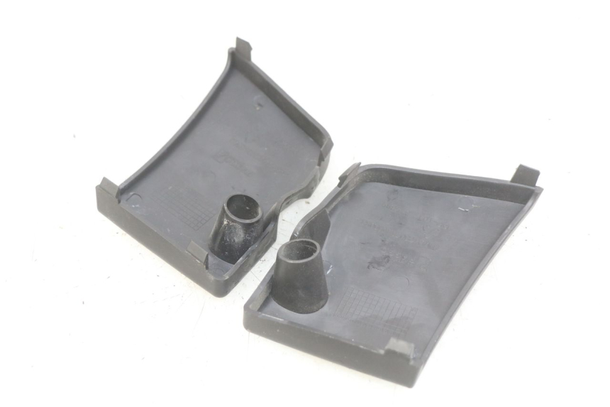 photo de LOWER INNER FAIRING PIAGGIO VESPA PRIMAVERA 2T 50 (2013 - 2018) - Technical close-up