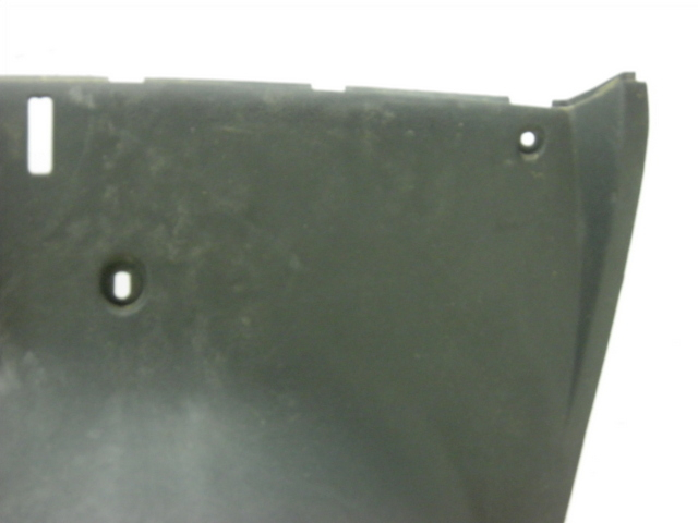photo de INNER LEGSHIELD LOWER YAMAHA YP MAJESTY 125 (2002 - 2006) - Component detail