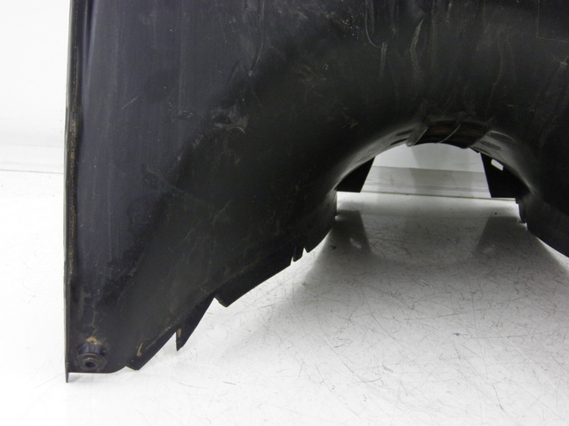 photo de INNER LEGSHIELD LOWER YAMAHA YP MAJESTY 125 (2002 - 2006) - Fixing points details