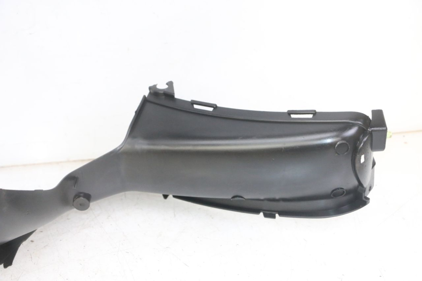 photo de INNER LEGSHIELD PEUGEOT JET FORCE CARBU 50 (2003 - 2016) - Markings and original references