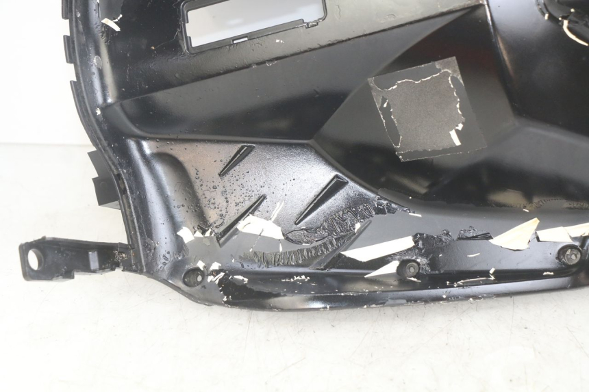 photo de INNER FAIRING SYM JET SPORT XR 50 (2006 - 2015) - Fixing points details