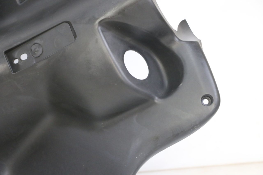 photo de INNER LEGSHIELD YAMAHA JOG R 50 (2004 - 2014) - Distinctive features