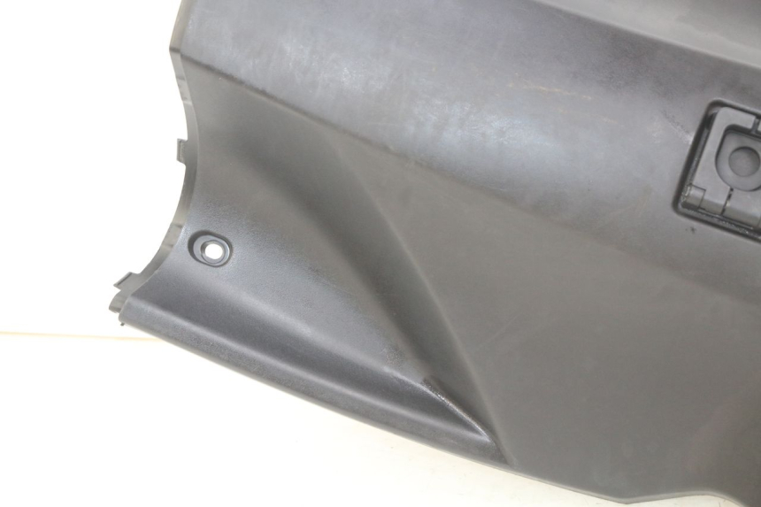 photo de INNER FAIRING PEUGEOT KISBEE 2T 50 (2018 - 2022) - Surface and material condition