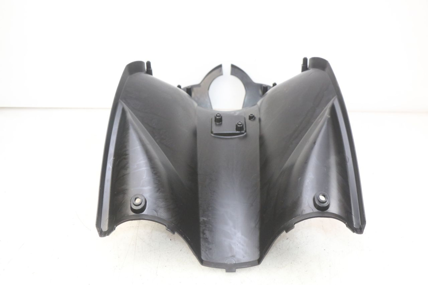 photo de INNER FAIRING PEUGEOT KISBEE 2T 50 (2010 - 2017) - Fixing points details