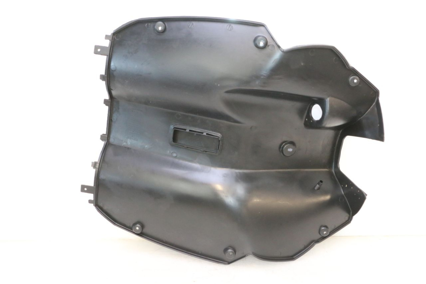 photo de INNER LEGSHIELD KEEWAY MATRIX RX9 125 (2006 - 2007) - Fixing points details