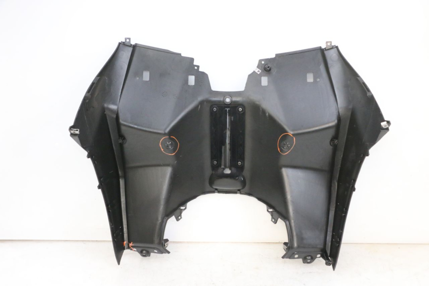 photo de INNER LEGSHIELD PIAGGIO MP3 500 (2016 - 2018) - Distinctive features