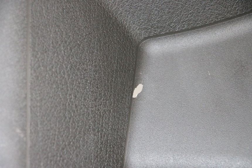 photo de INNER LEGSHIELD PIAGGIO MP3 500 (2016 - 2018) - Focus on structure