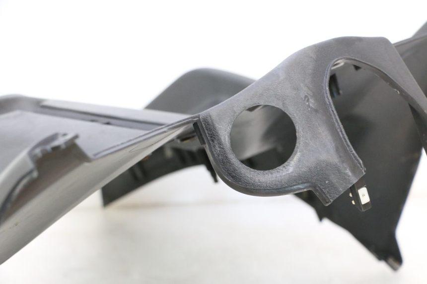 photo de INNER LEGSHIELD PIAGGIO MP3 125 (2006 - 2014) - Technical close-up