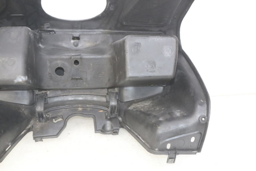 photo de INNER APRON SELECT UP OCTALIS 125 (2007 - 2012) - Fixing points details