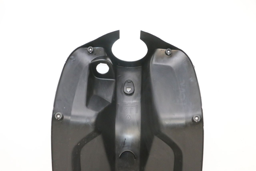 photo de INNER LEGSHIELD SYM ORBIT 2 50 (2008 - 2014) - Zoom on usage condition