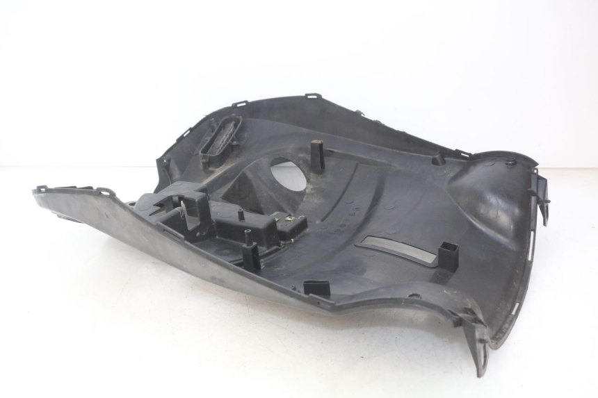 photo de INNER APRON KYMCO PEOPLE 250 (2004 - 2008) - High-resolution close-up