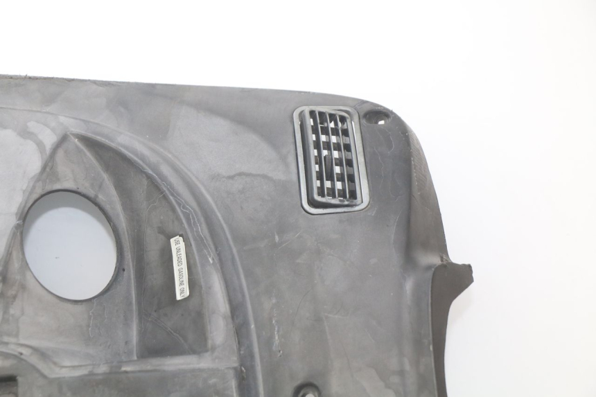 photo de INNER APRON KYMCO PEOPLE 250 (2004 - 2008) - Checked used part