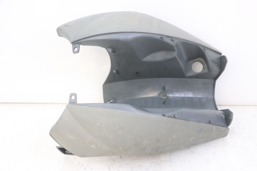 photo de INNER LEGSHIELD PEUGEOT LUDIX ONE 50 (2005 - 2008) - Fixing points details