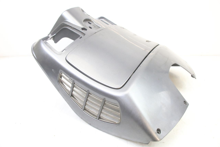 photo de INNER LEGSHIELD PIAGGIO VESPA GRANTURISMO 125 (2003 - 2007) - Distinctive features