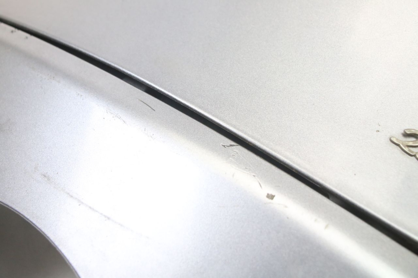 photo de INNER LEGSHIELD PIAGGIO VESPA GRANTURISMO 125 (2003 - 2007) - Markings and original references