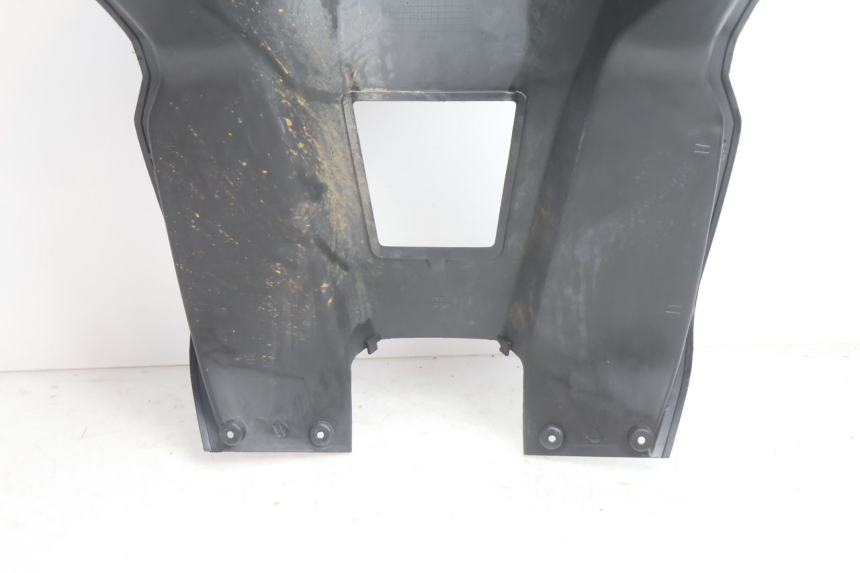photo de INNER LEGSHIELD RAZZO QTR 50 (2011 - 2018) - Fixing points details