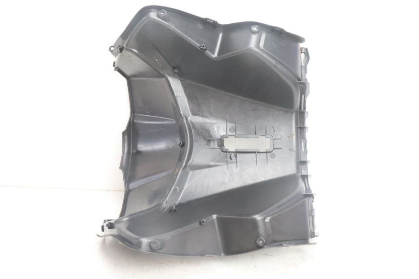 photo de INNER LEGSHIELD JM MOTORS SANTANA EVO 50 (2024 - 2026) - Fixing points details