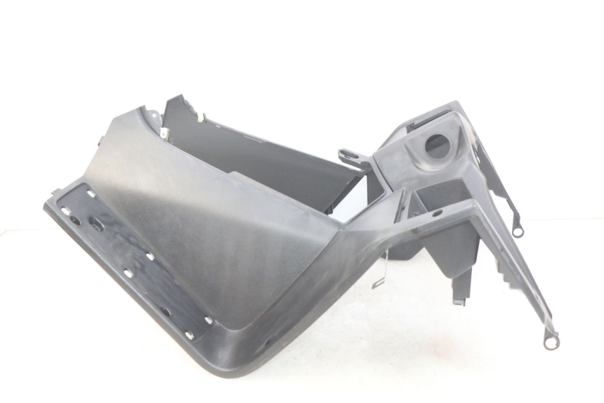 photo de INNER APRON PEUGEOT SATELIS 125 (2010 - 2012) - Technical close-up