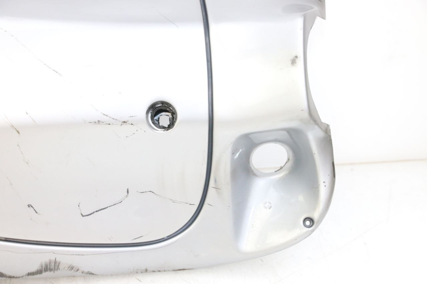 photo de INNER APRON APRILIA SCARABEO 100 (2003 - 2012) - Markings and original references