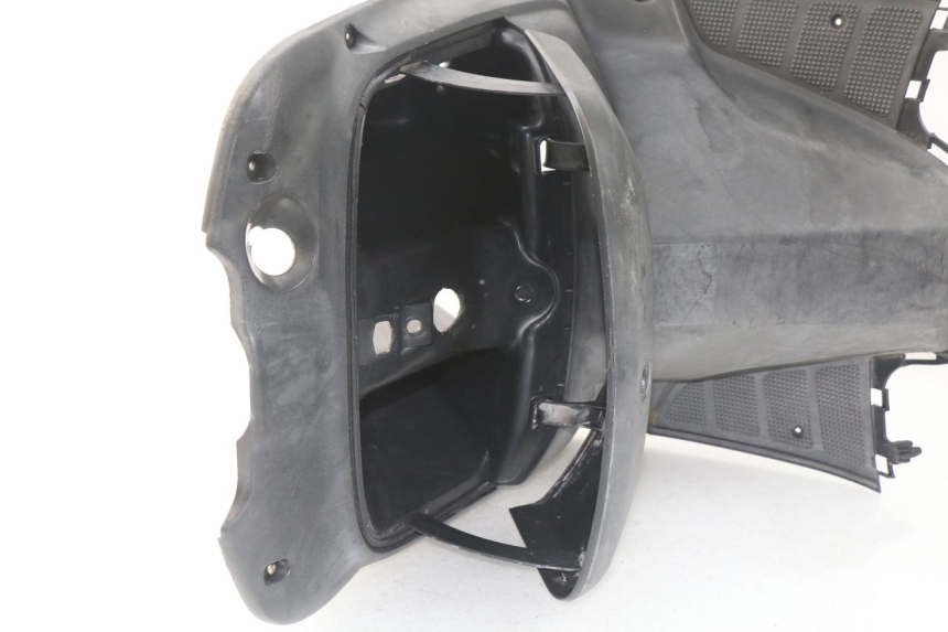 photo de INNER LEGSHIELD HONDA SJ BALI 50 (1996 - 1999) - Distinctive features