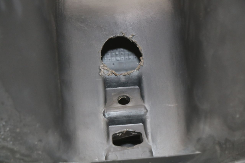 photo de INNER LEGSHIELD HONDA SJ BALI 50 (1996 - 1999) - Zoom on usage condition